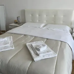 Cavour16 Rent Bedrooms Panzió